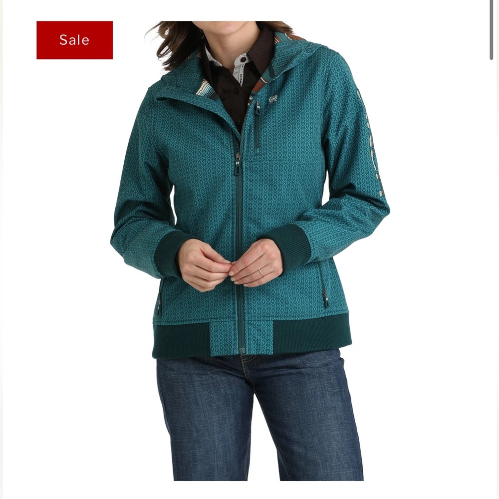 Must go! Make an offer Cinch bonded jacket